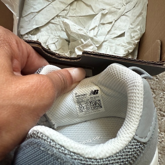 New Balance Grey and White Shoe Box toddler - Picture 9 of 9
